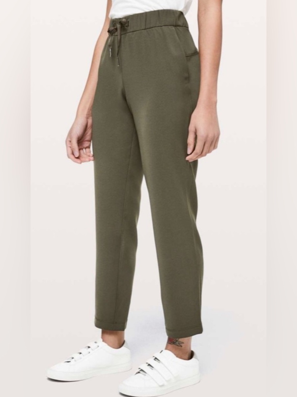 Lululemon athletica Olive Green Women’s Relaxed Drawstring Jogger Pants